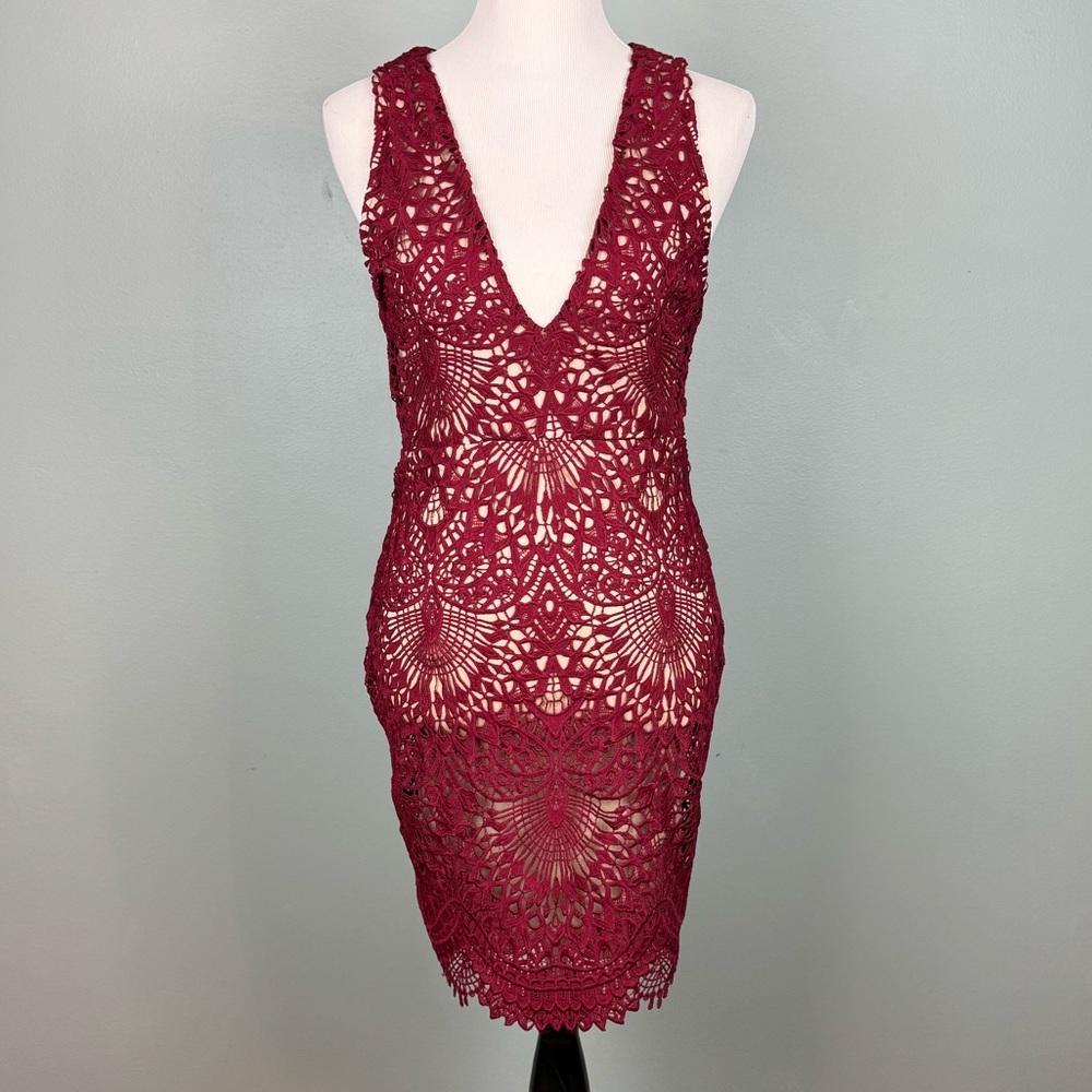 Stunning Burgundy Lace Bodycon